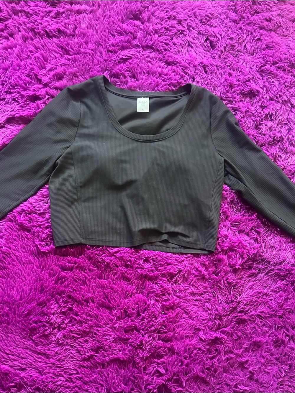Calia brand Black Ribbed Long-Sleeve Cropped Top